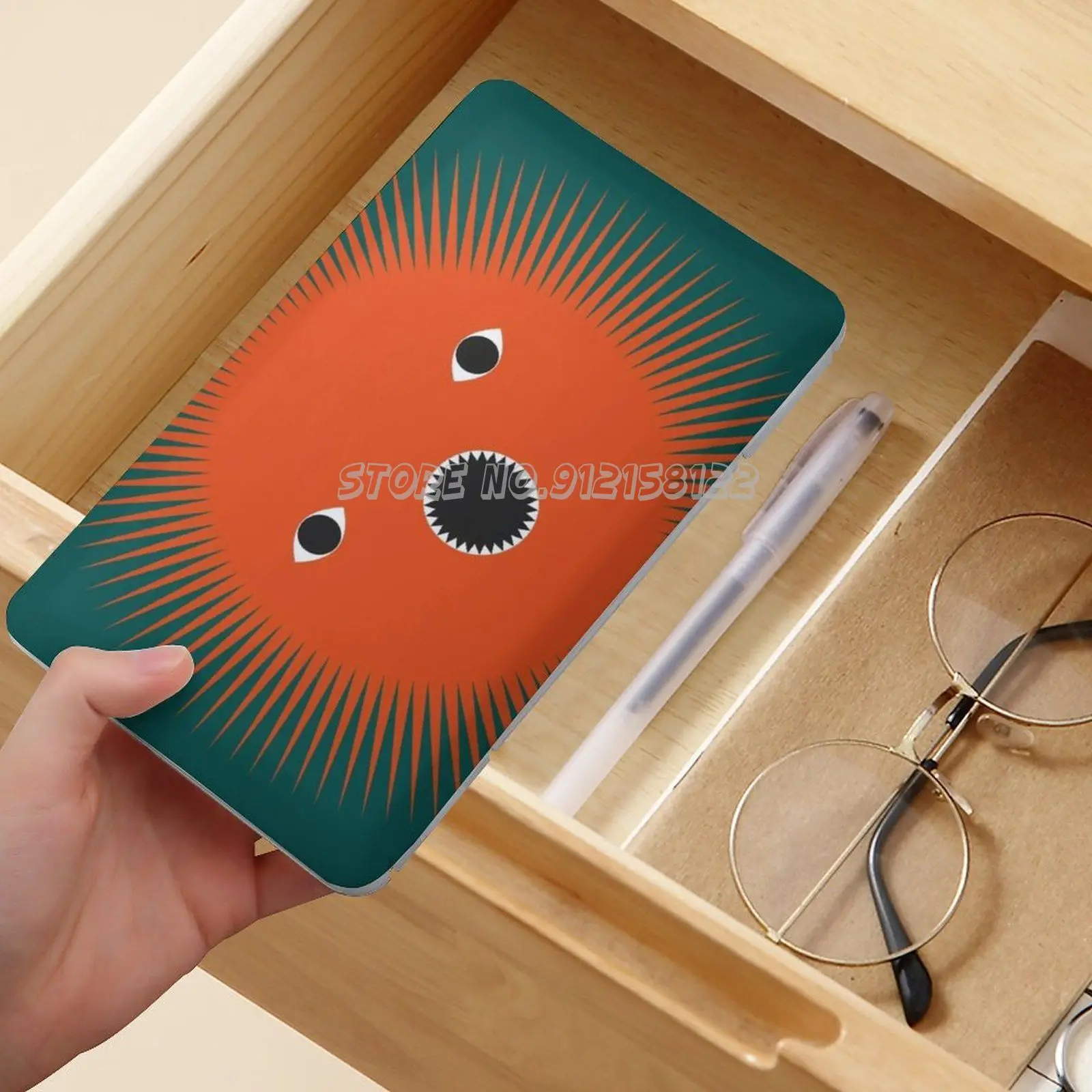 1 шт. одноразовая пластиковая коробка для хранения маски |