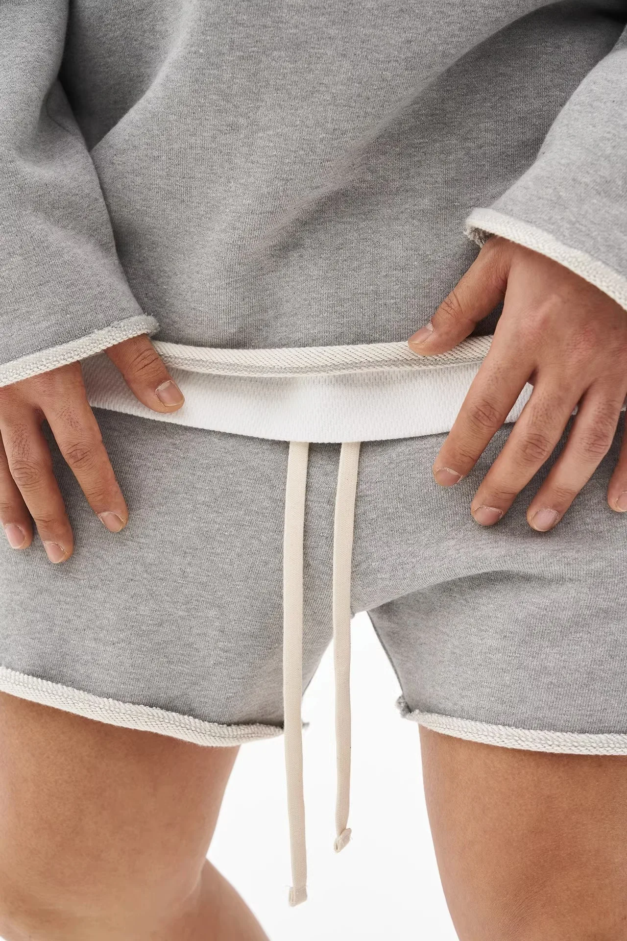 YOSHINEE Мужские рваные хлопковые шорты