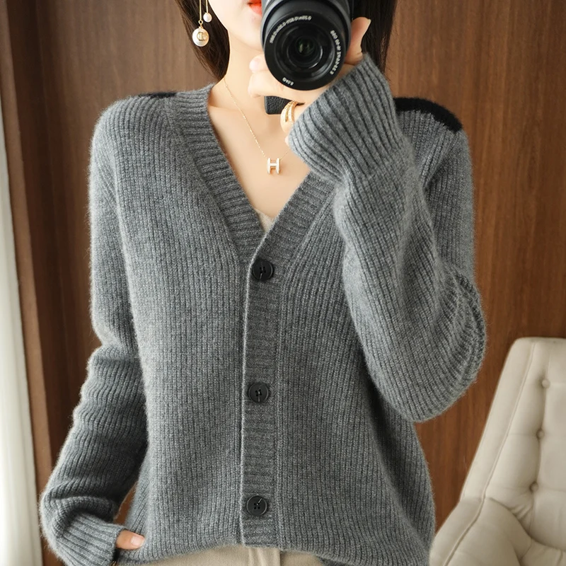 

BELIARST 22Autumn / Winter Women's V-neck Cardigan Casual Knitted Loose Tops 100% Pure Wool Thickened Warm Cashmere Sweater Coat