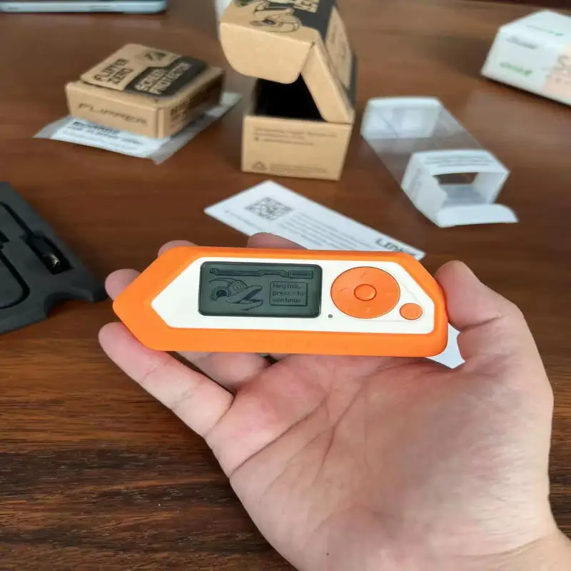 Пульт дистанционного управления Flipper Zero Electronic Pet Dolphin