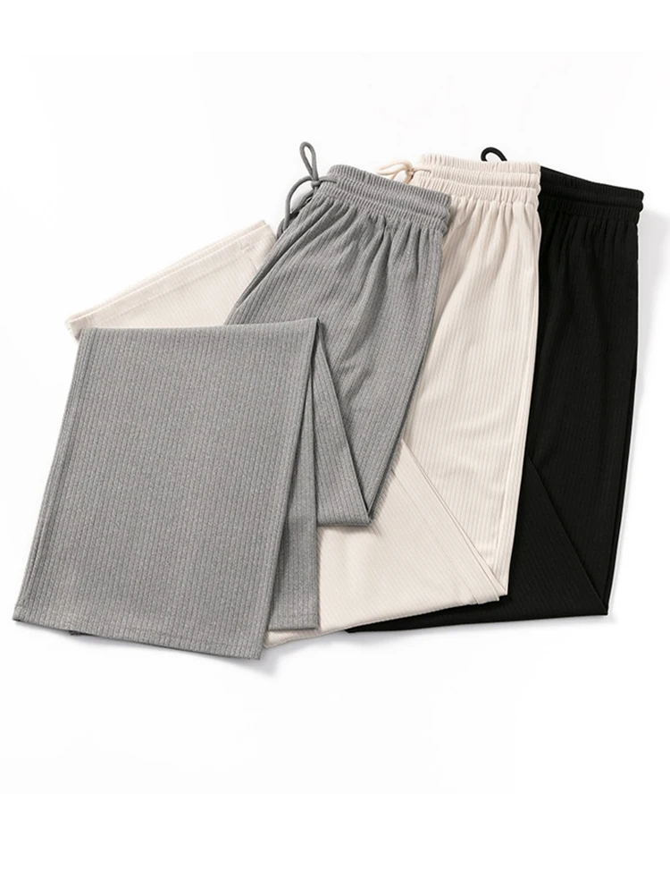 Рисунок 4 - Брюки женские с завышенной талией