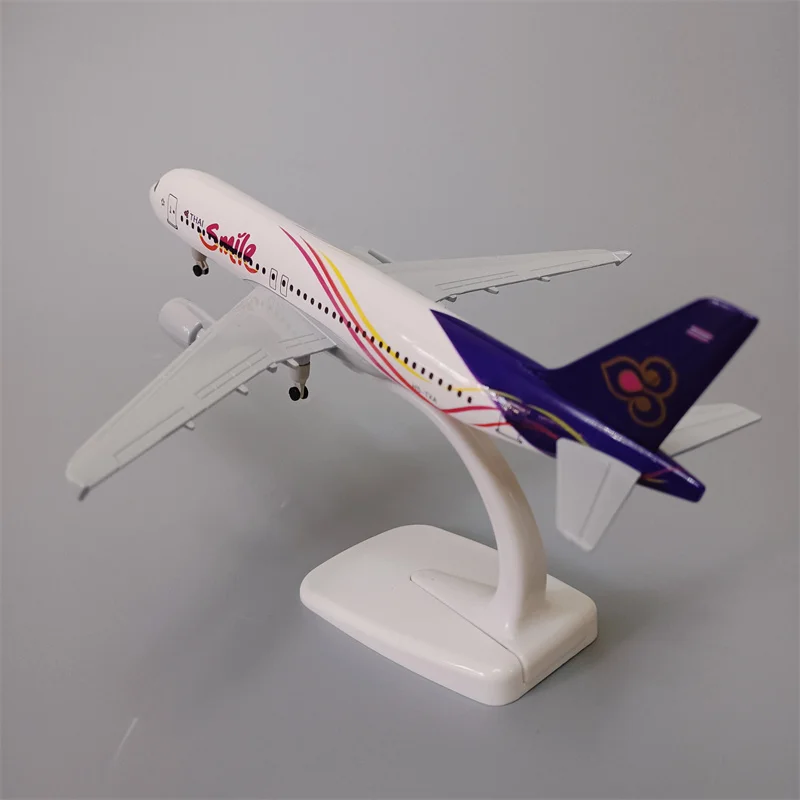 

19cm Alloy Metal Thailand Air Smile Thai Airbus 320 A320 Airlines Airplane Model Diecast Air Plane Model w Wheels Stand Aircraft