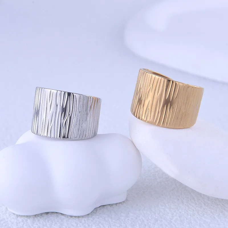 

Classic Stainless Steel Matte Ring for Men Women Adjustable Open Titanium Steel Ring Aesthetic Textured Punk Party Jewelry Gifts