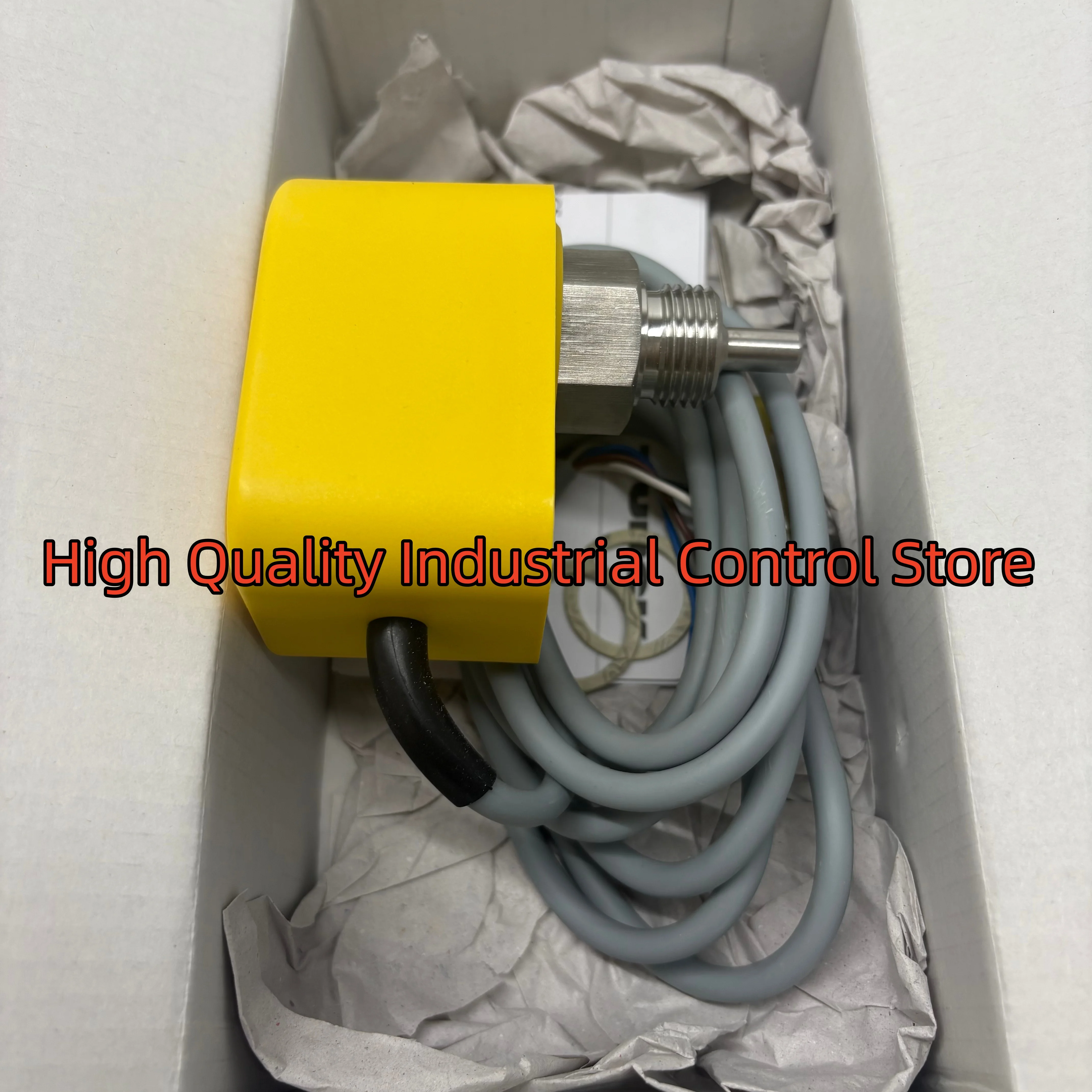 Фото Новый датчик потока FCS-GL1/2A4P-VRX/230VAC в коробке №5