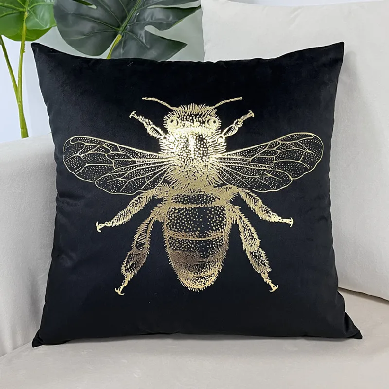 

Бархатная наволочка стрекоза