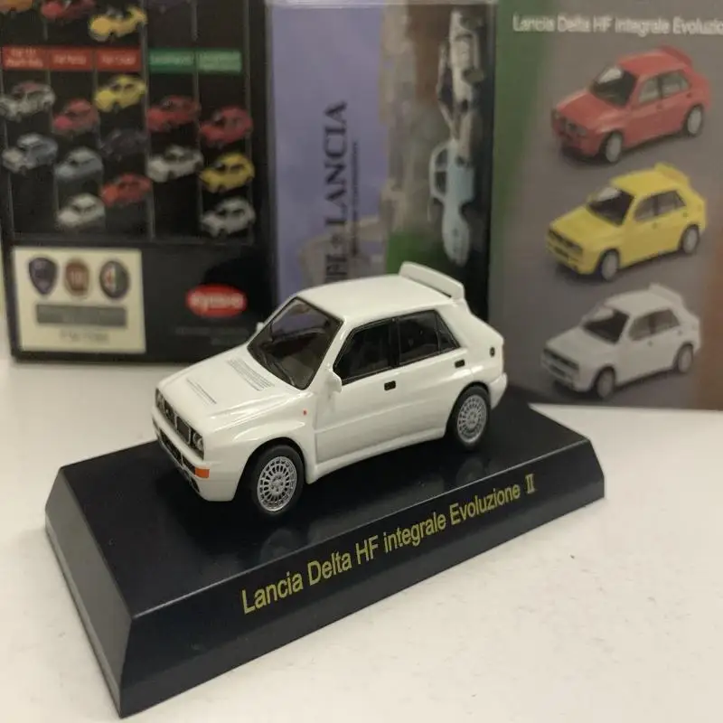 1/64 KYOSHO Lancia Delta HF Integrale Evo II seriesКолекция литых под давлением сплавов декоративная