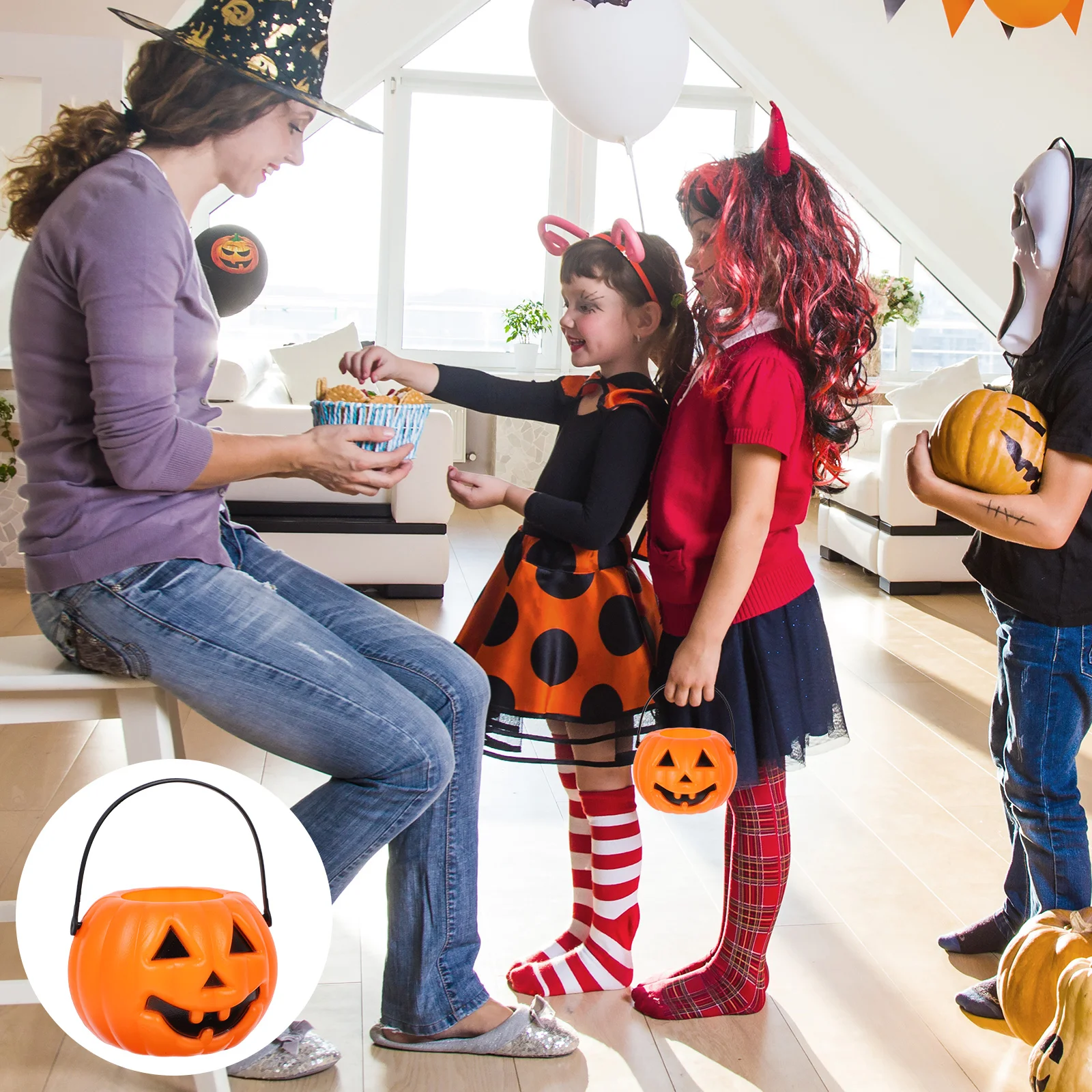 

Pumpkin Bucket, Trick or Treat Pumpkin Candy Pail Holder with Handle Jar for Candy Party Photo Prop 8pcs Halloween Basket