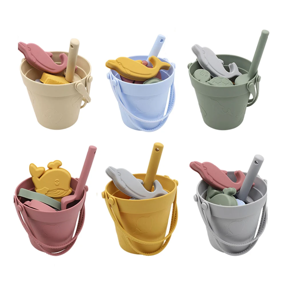 

8Pcs Summer Beach Toys for Kids Soft Silicone Sandbox Set Beach Game Toy for Send Children Beach Play Sand Water Play Tools