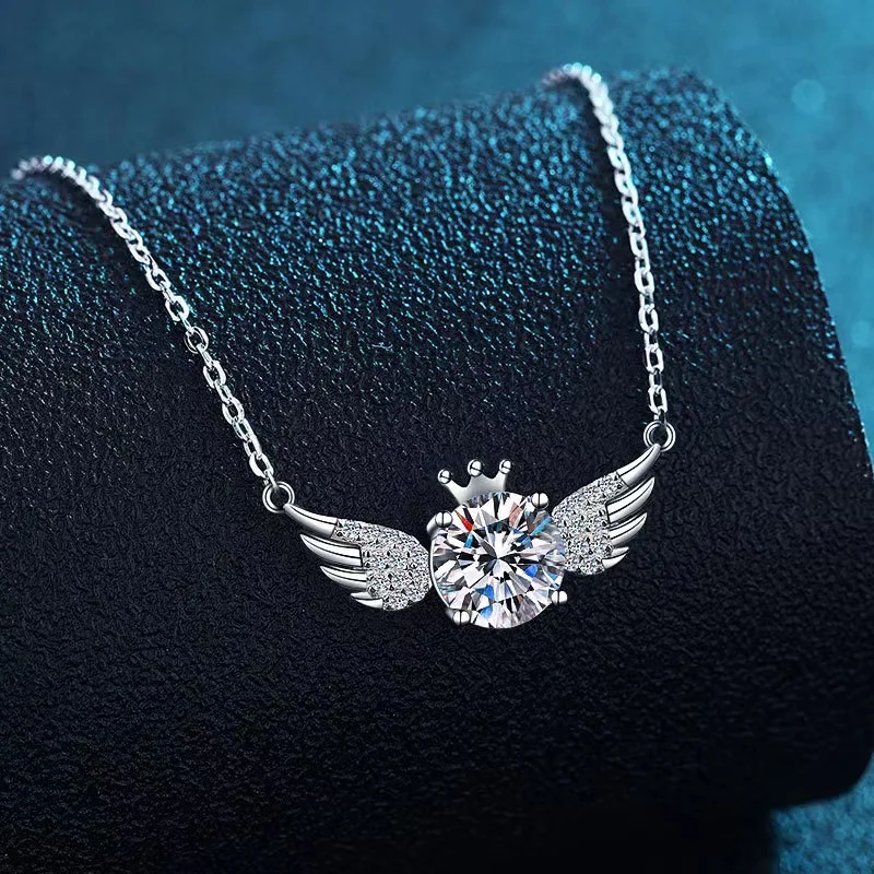 

Trendy S925 Sterling Silver 2ct Zircon Crown Wings Pendant Necklace Women Jewelry Plated White Gold Clavicle Necklace Gift