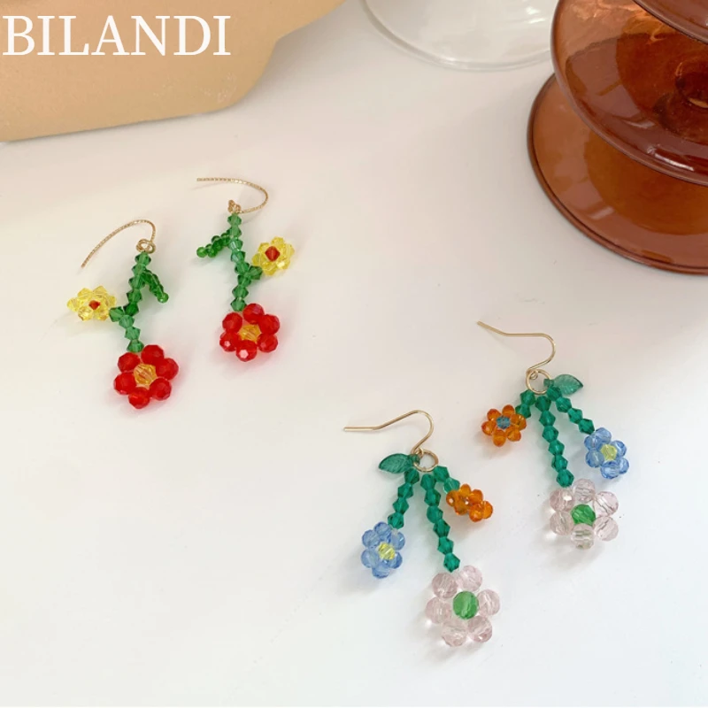 

Modern Jewelry Fresh Flower Earrings 2022 New Trend Hand Making Sweet Korean Design Glass Beads Drop Earrings For Women Girl