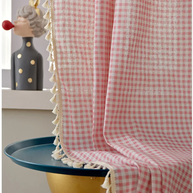 Розовая клетчатая красная фотография белая кисточка хлопковые льняные