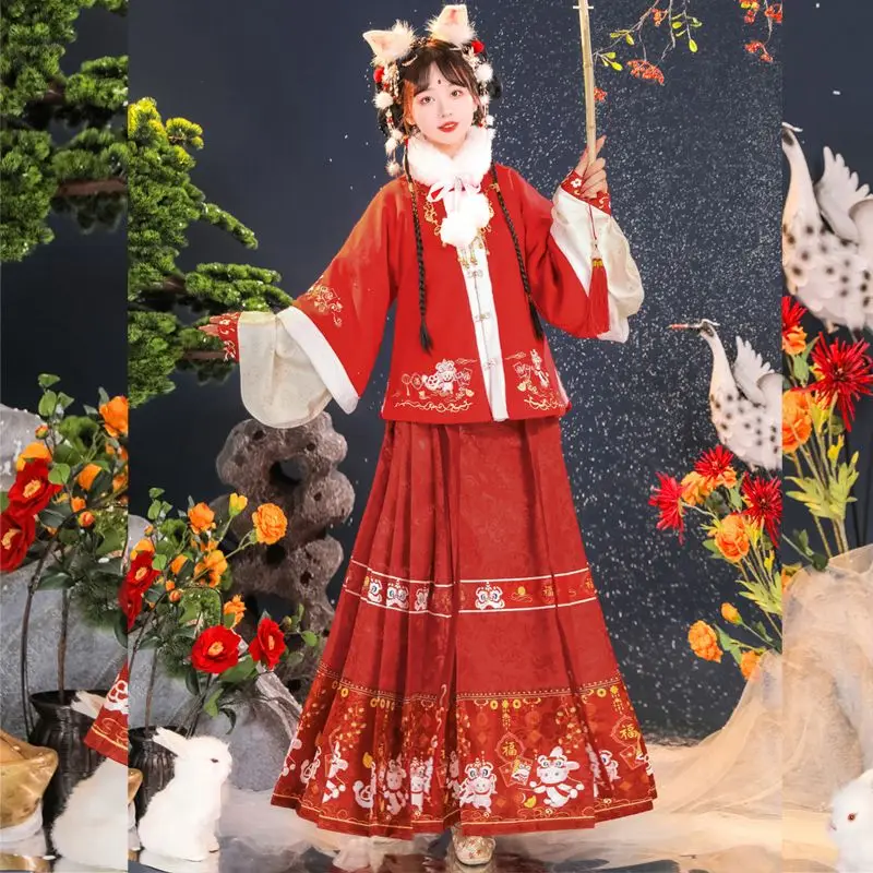 

Winter Hanfu Ming Dynasty 2023 New Year Square Collar Velvet Ma Mian Skirt Rabbit Embroidered Han clothing For Women Red Han fu