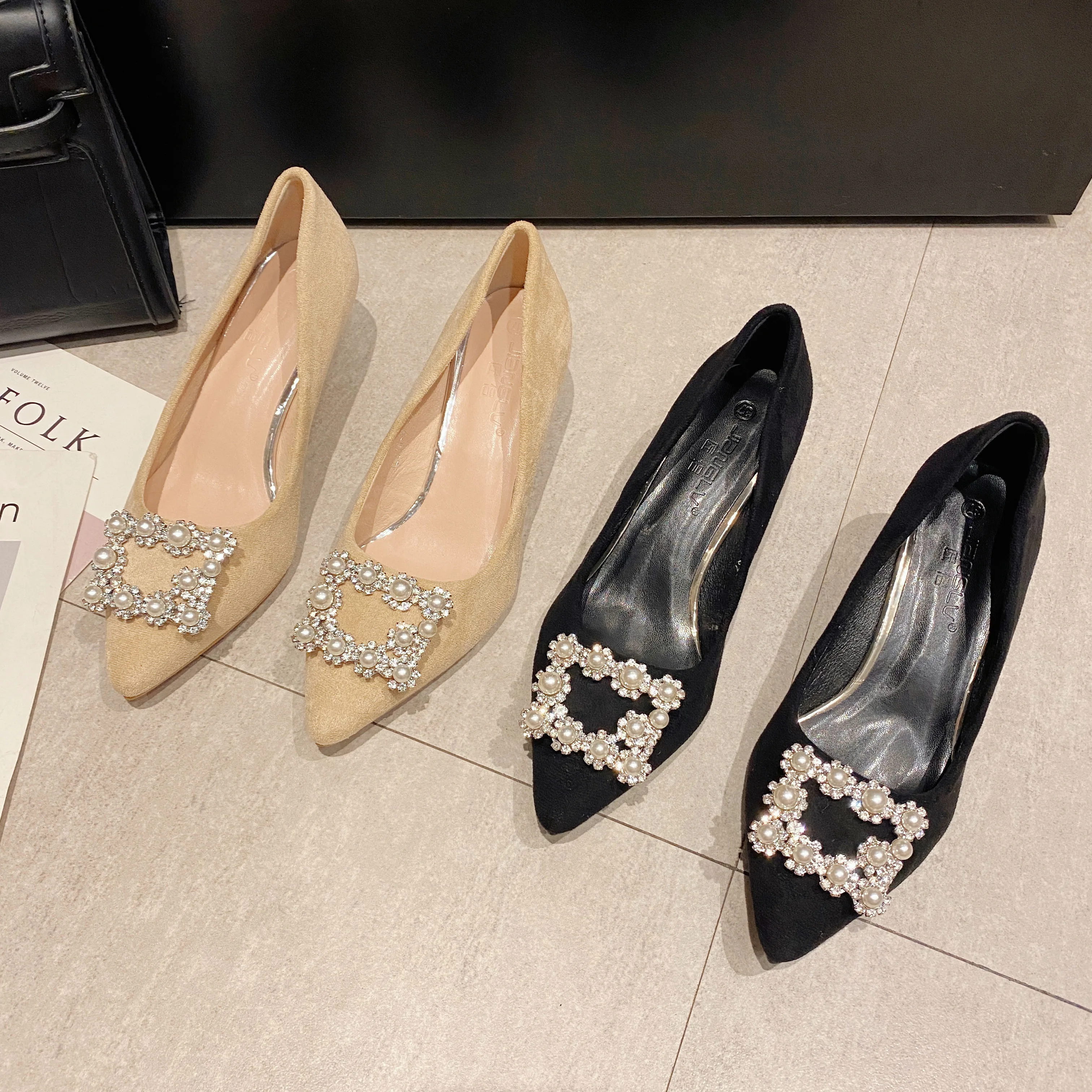 Туфли-лодочки женские с шипами на платформе и каблуке