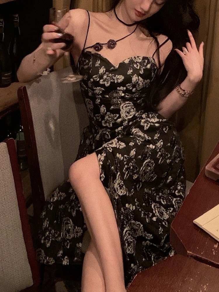 

Элегантное повседневное женское платье средней длины на бретелях-спагетти, летнее сексуальное женское платье без рукавов с открытой спиной, женское модное вечернее платье