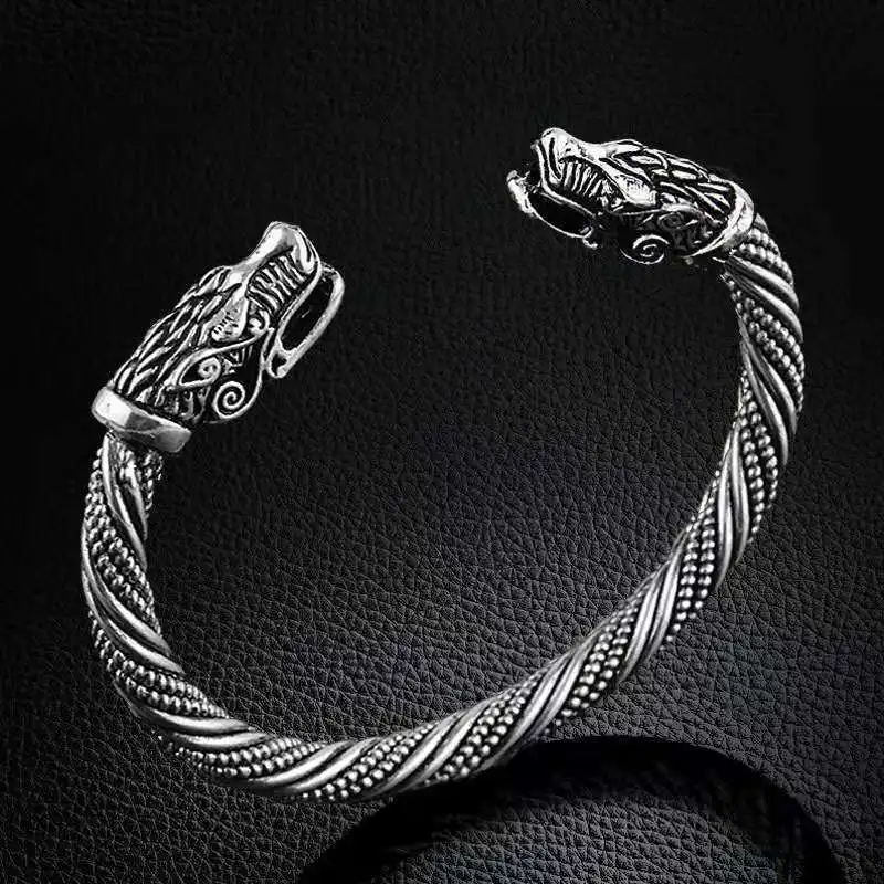 

Classic Animal Viking Double Wolf Head Adjustable Bracelet Men Stainless Steel Bracelet Fashion Double Snake Heads Jewelry Gift