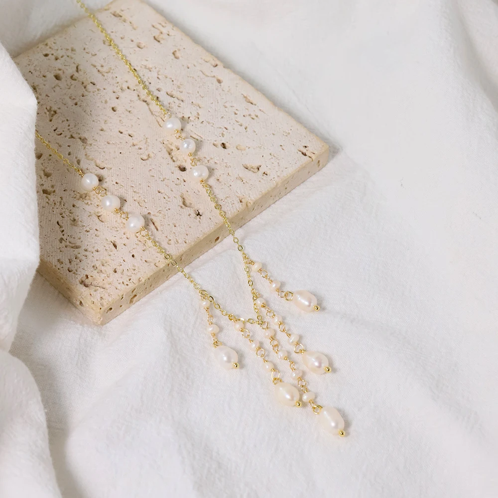 Ожерелье с подвеской из натурального пресноводного жемчуга и рисового бисера