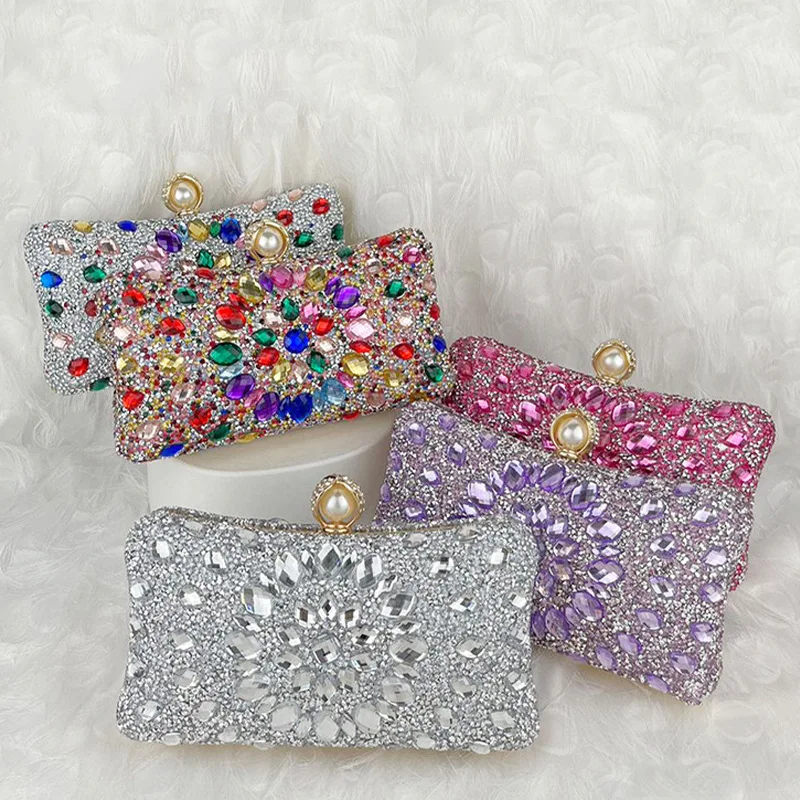 Женская сумка-Ципао с разноцветными блестящими камнями