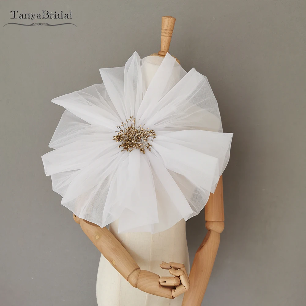 

Dreamylike Sheer Flowers Beads Stamens Accessories 3D Detachable Big Flowers For Bridal Chic Diameter 40cm DG209