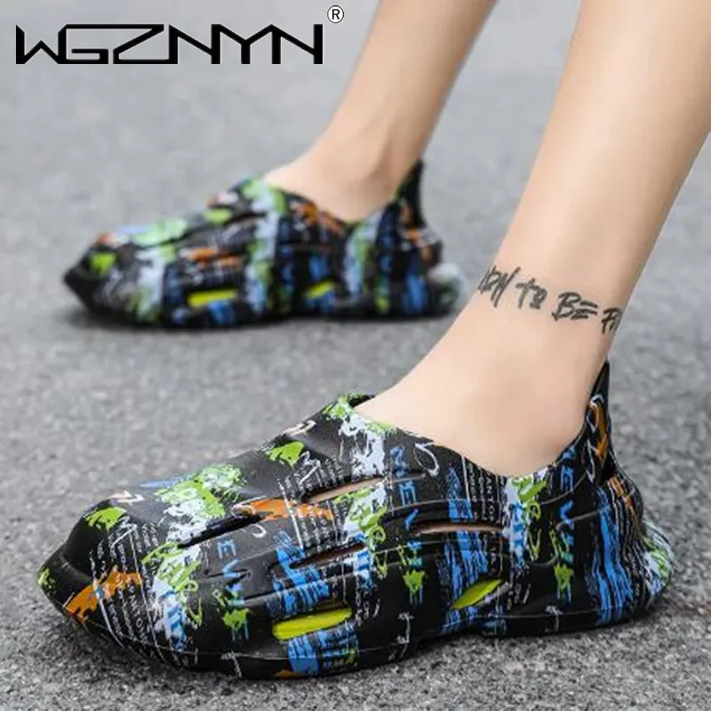 

Сандалии мужские с дырками, Нескользящие, мягкая подошва, легкие, пляжная обувь, летние шлепанцы, для улицы, большие размеры до 45