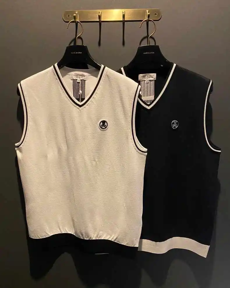 

South Korea's original single Golf clothing for men and women slim fashion sleeveless knitwear outdoor sports vest
