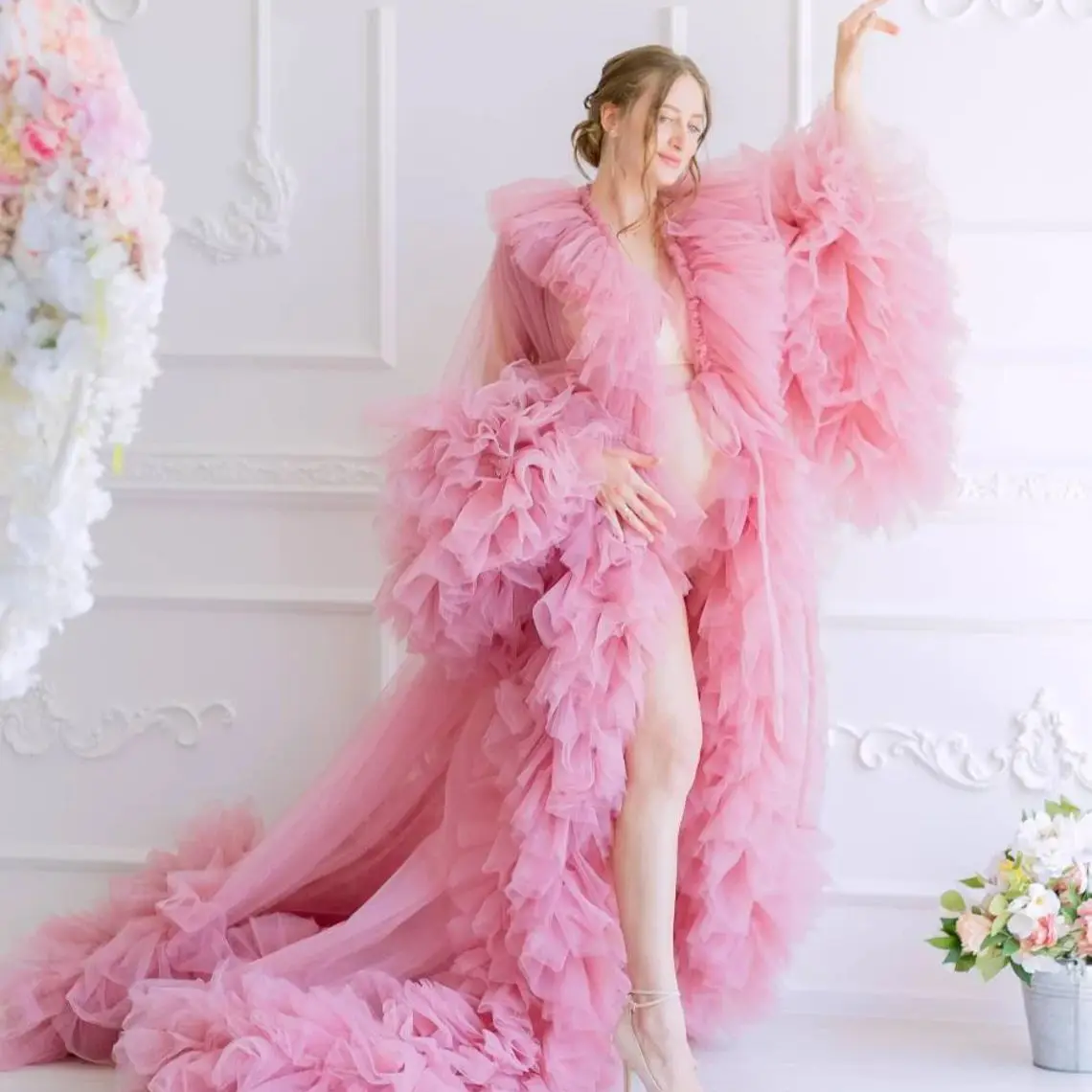 

Tiered Ruffled Tulle Maternity Dress With Train For Photoshoot Long Puffy Sleeves Pregnancy Gown Luxury Robes For Babyshower