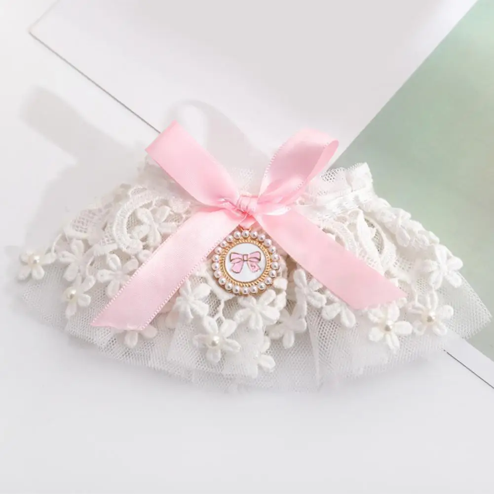 

Воздухопроницаемый очаровательный слюнявчик для домашних животных Кружевной Галстук-бабочка для собаки украшение на четыре сезона