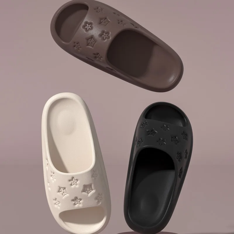 2023 Fashion Women Slippers Cute Indoor Sandals EVA Soft Sole Couple Shoes Star Hollow Out Bathroom Non-slip Slides Casual Flops
