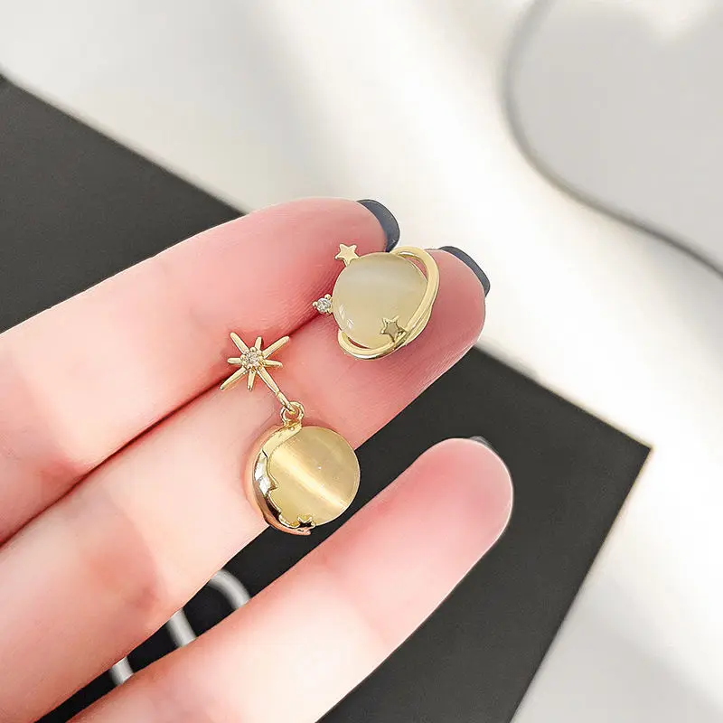 

Asymmetric Opal Planet Earrings Female Silver Plated Needle Gold Awn Star Earrings Simple and Exquisite Moon Earrings for Women