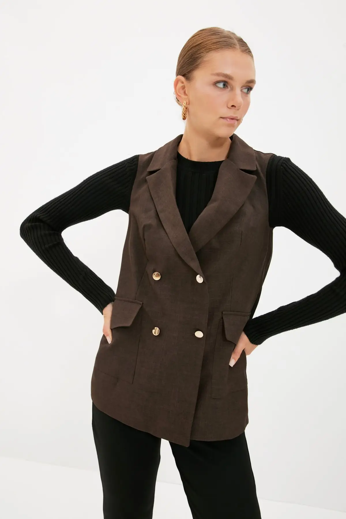 Жилет с пуговицами TWOAW22YE0067 | Женская одежда