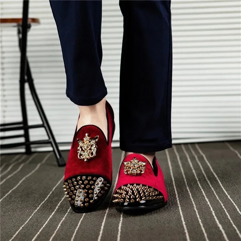 Туфли-оксфорды мужские с шипами роскошные брендовые модные туфли на плоской