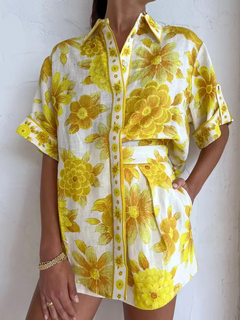 

Women Yellow Sunflower Print Single Breasted Short Sleeve Linen Blouse Top+ Elastic Waist Shorts Set
