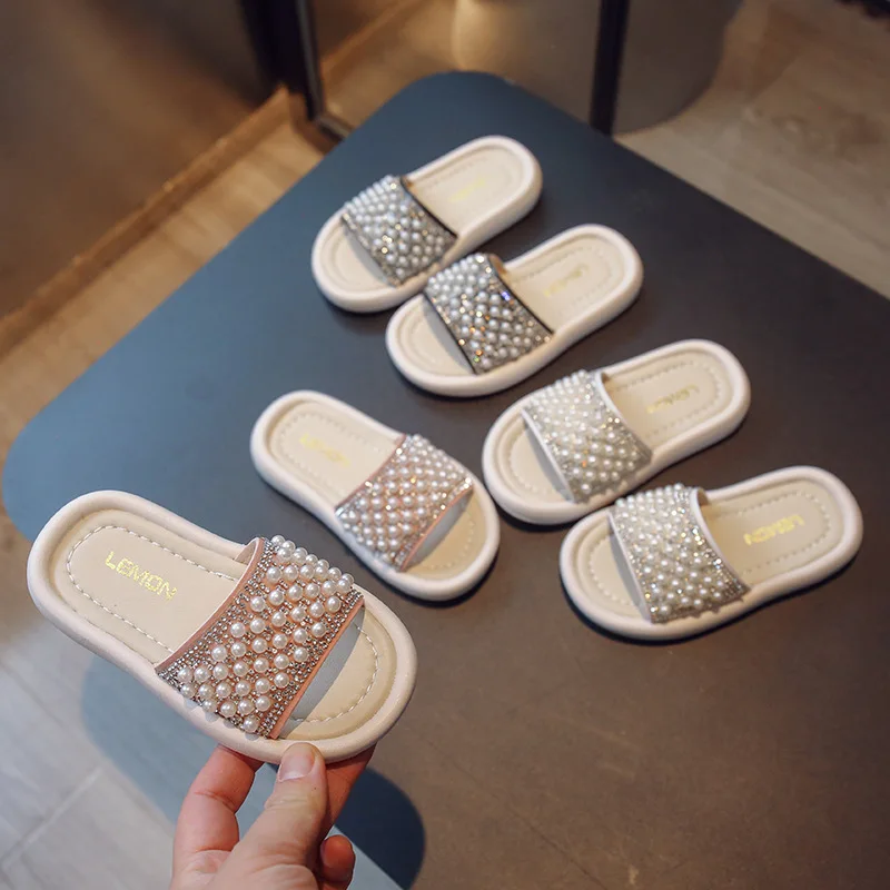 

Princess Girls Slippers Summer 2023 Kids Sandals Slides Beach Swimming Bath Slippers for Children Bling Pearls Beading Soft Chic