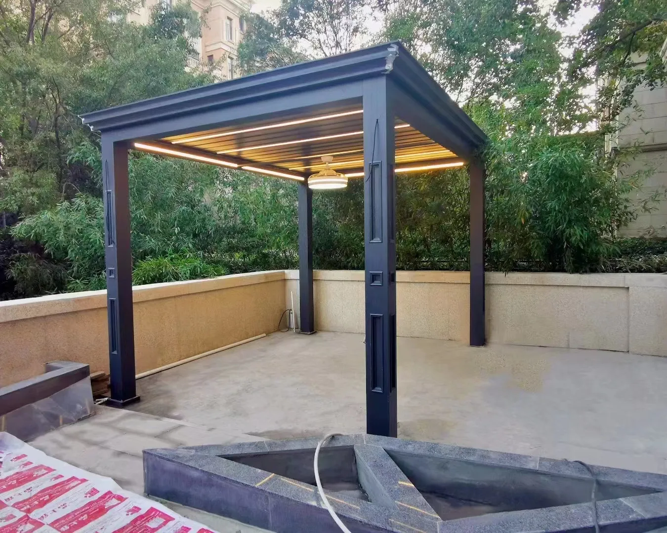 

Custom Garden Pavilion 3x4 Retractable Louvers Bioclimatic Pergola Roof System Waterproof