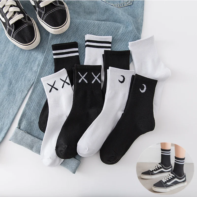 

Fashion Cute Tsukino Usagi Star Moon Kawaii Girl Cosplay Crew Socks Cotton Sock Trend Personality Gift Party