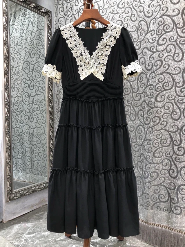 

2023 new women's fashion short-sleeved V-neck water-soluble splicing slim-fitting A-shaped pendulum mid-skirt dress 3025