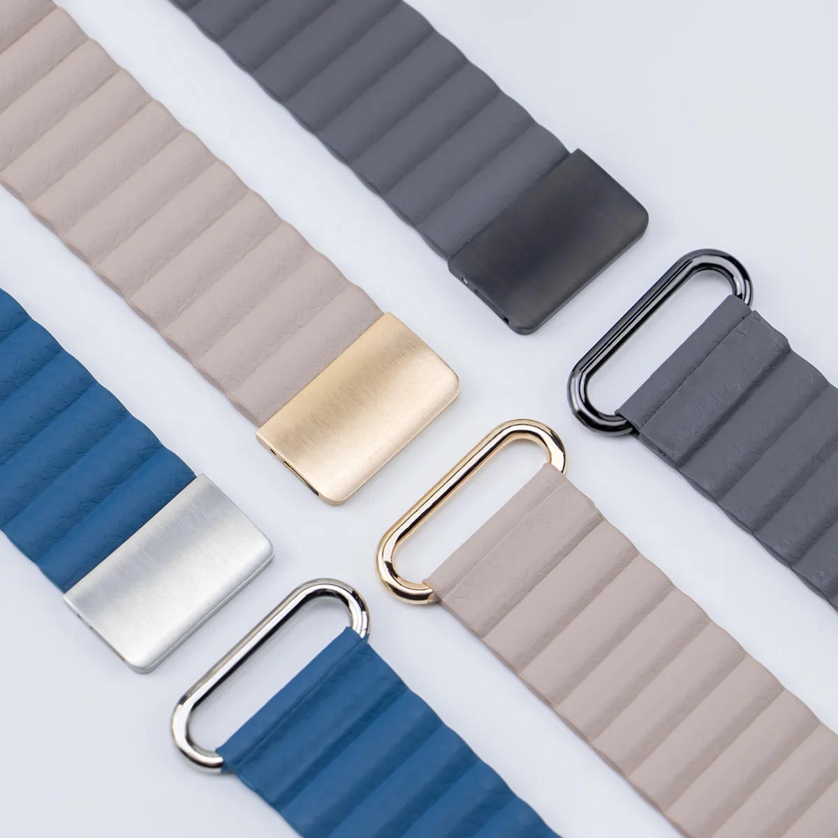 Ремешок Магнитный изогнутый для часов быстросъемный браслет Samsung Galaxy Watch 6 Classic 43 47