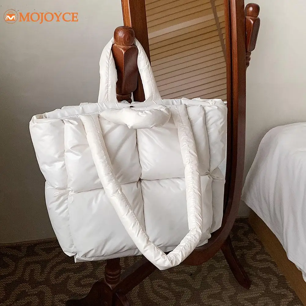 

2021 New Women Nylon Cotton Space Padded Quilted Shoulder Bag Quality Luxury Designer Handbag Lady Winter Lattice Tote Handbag