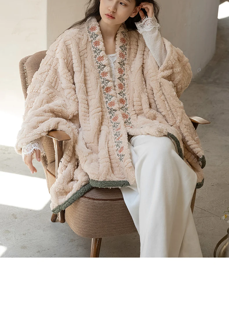 Pajamas Women's Winter Coral Fleece Cloak Lunch Break Cloak Thickened Outerwear Nightgown Mid-Length Homewear