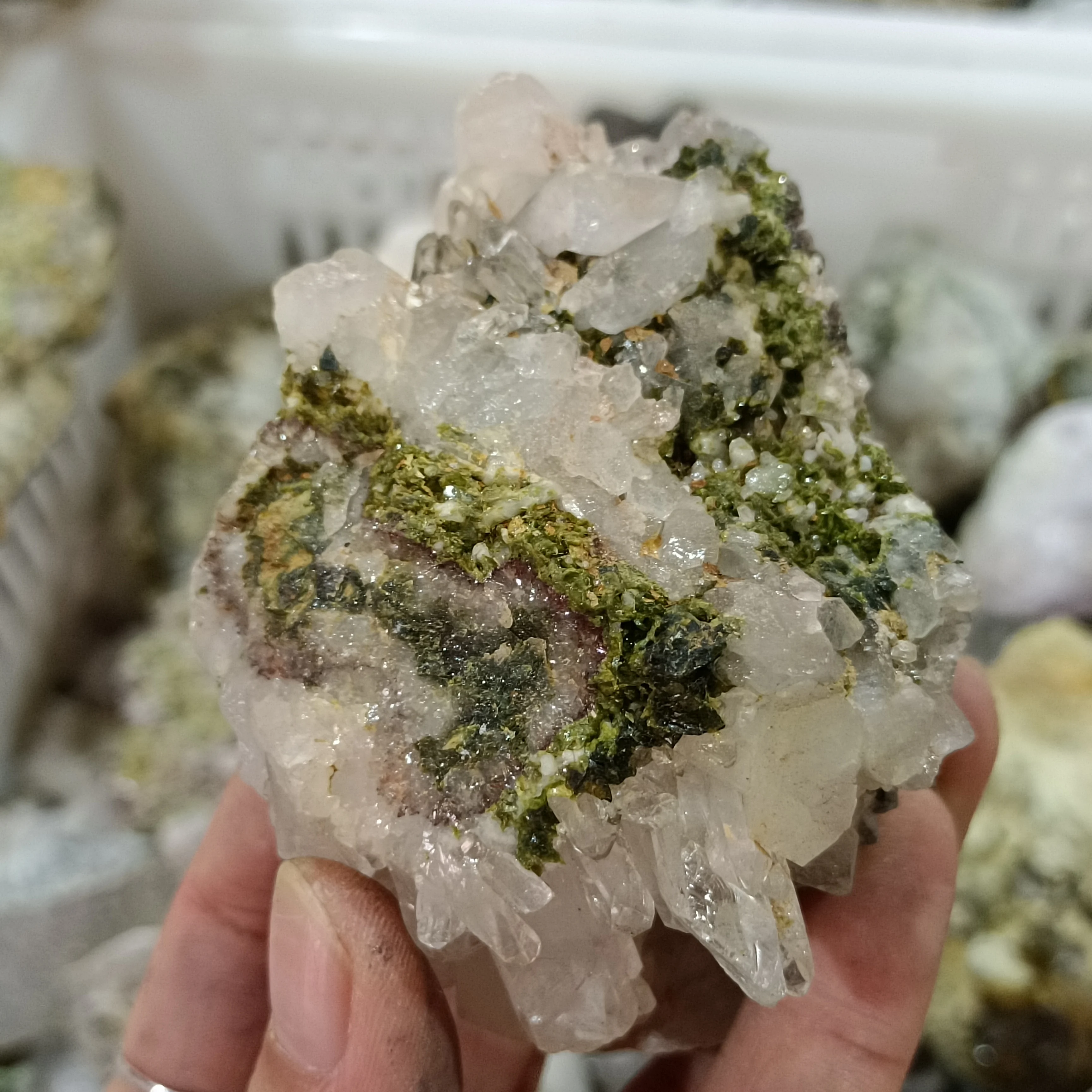

Miraculous Natural Curtain Crystal Ore Quartz Crystal Mineral Specimen Healing Decorative Gift