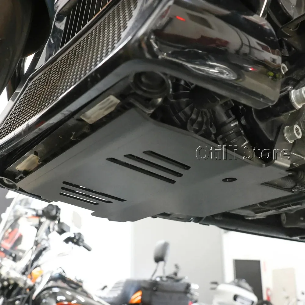 Фото База двигателя Защита шасси Защитная пластина Нижняя новая для CVO Road Glide FLTRXSTSE / Road Glide FLTRX / Street Glide FLH №2