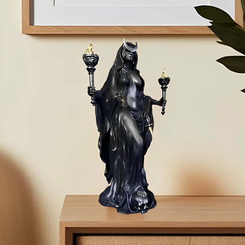 

Статуя ведьмы из смолы