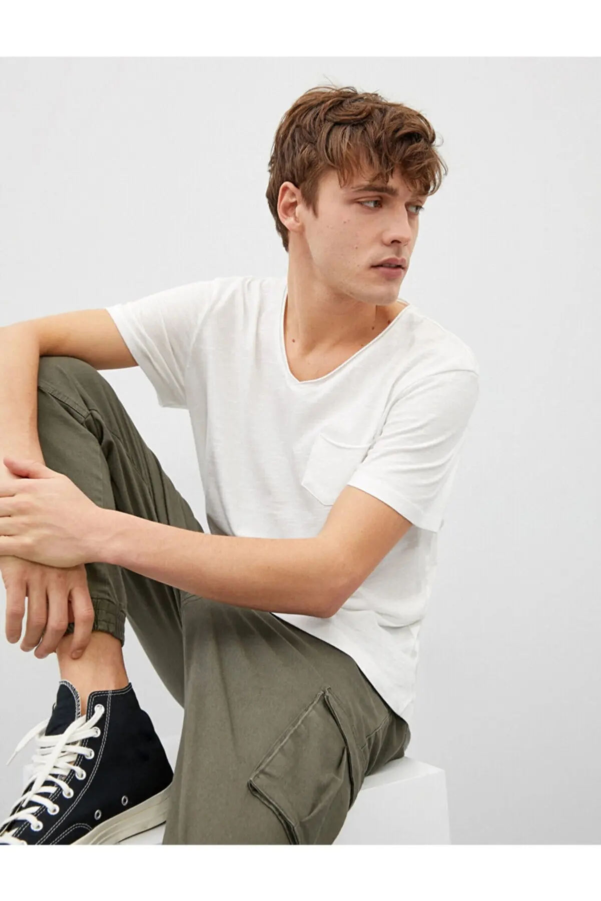 

Футболка мужская с V-образным вырезом, базовая хлопковая тенниска с коротким рукавом, модная майка, лето 880091666