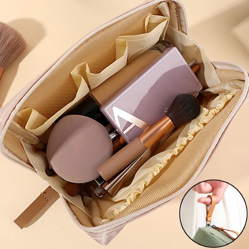 

2023 New Women's Portable Makeup Bag Liquid Foundation Brush Storage Bags Waterproof Dustproof Travel Simple Japanese Wash Cases