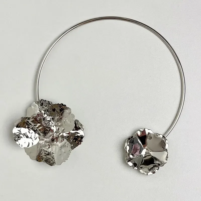 Металлическое ожерелье Draweye с цветами