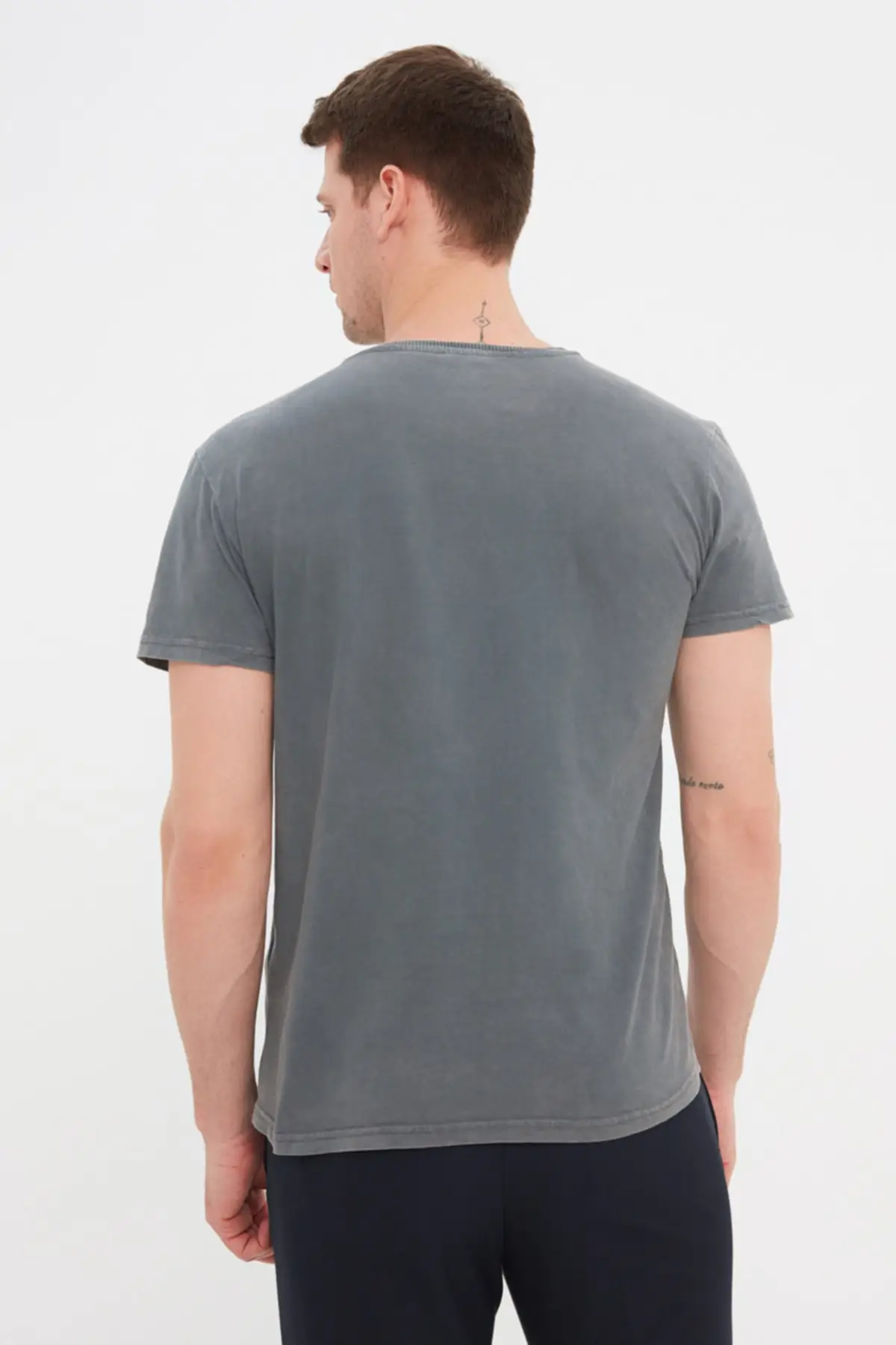 

Men's Regular Fit Short Sleeve Cycling Neck Printed Acid-Flushing T-Shirt TMNSS22TS1198