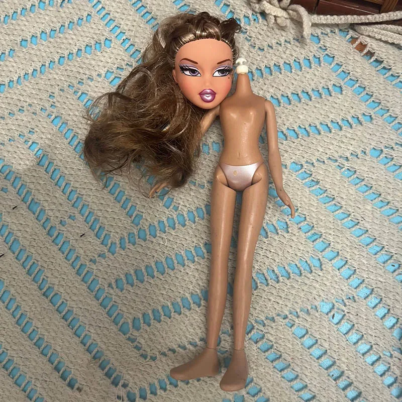25cm Height Girl Doll with One Pair Random Shoes 1/7 Bratz S