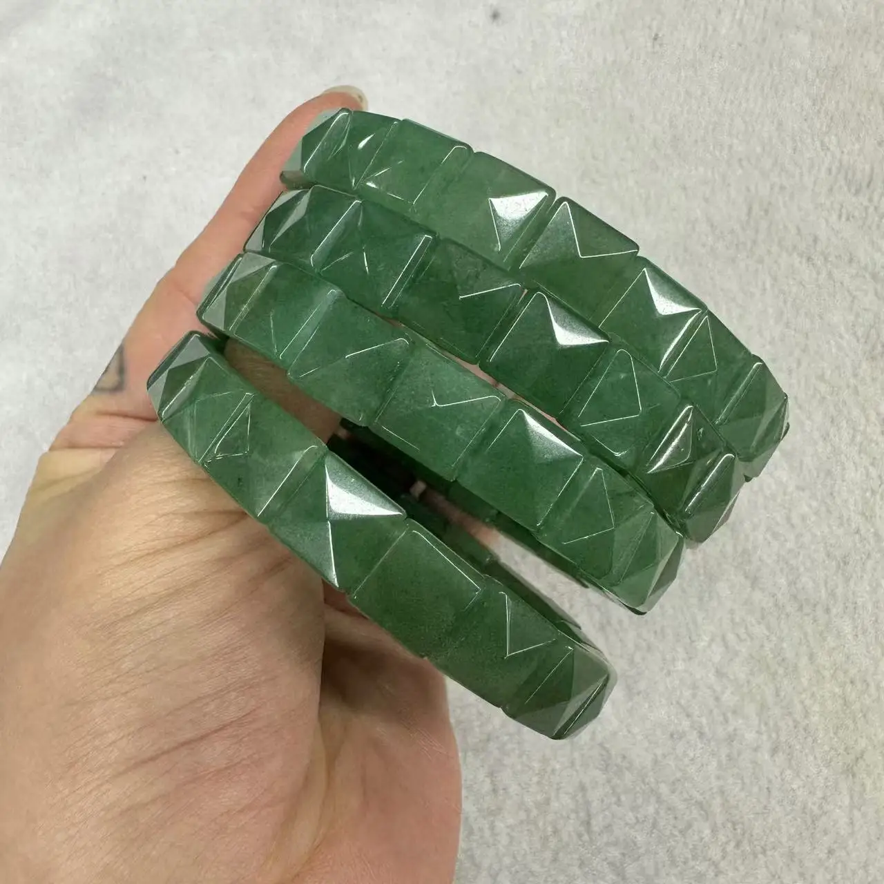 Натуральный 10x10 мм квадратная форма пирамиды граненый камень кристалл цитрин