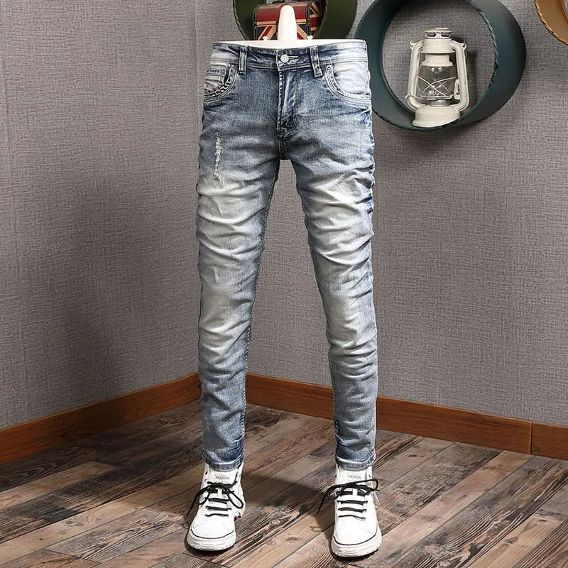 Fashion Designer Men Jeans Retro Washed Light Blue Elastic Stretch Slim Fit Ripped Jeans Men Printed Vintage Denim Pants Hombre