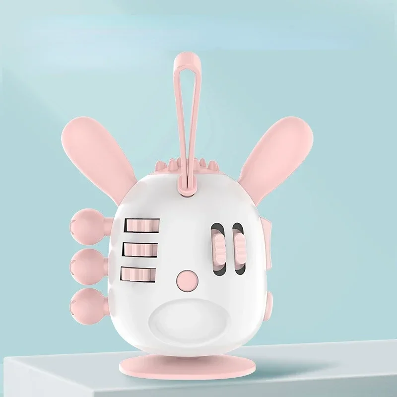 

Новые Мультяшные игрушки-фиджеты, куб, силиконовая Пряжка для снятия стресса, милый брелок для ключей, подвеска для детей и взрослых, нажимная кнопка, зажим для поворота