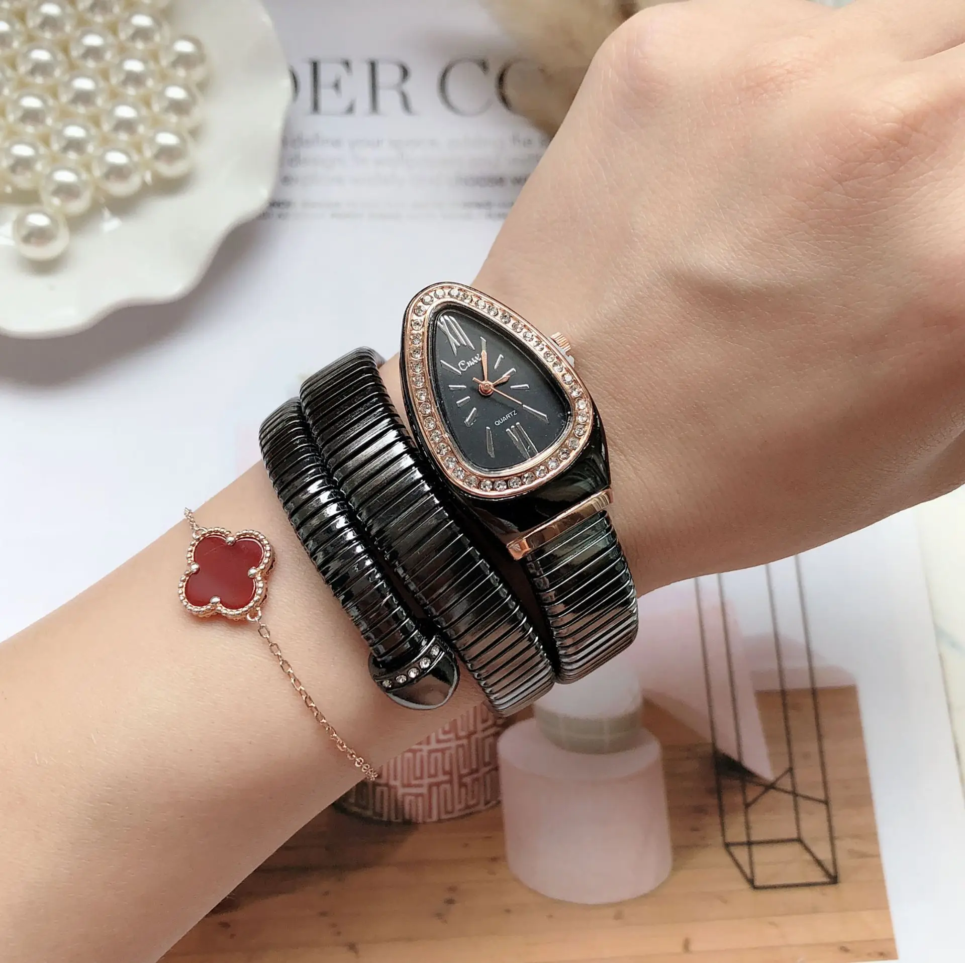 Unique Snake Shaped Watches for Women with Rhinestone Fashion Luxury Brand Ladies Watch Diamond Snake Bracelet Wrist Watch Girl enlarge